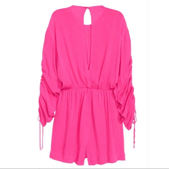 H&M PINK LONG SLEEVE ROMPER - Picture 2 of 7